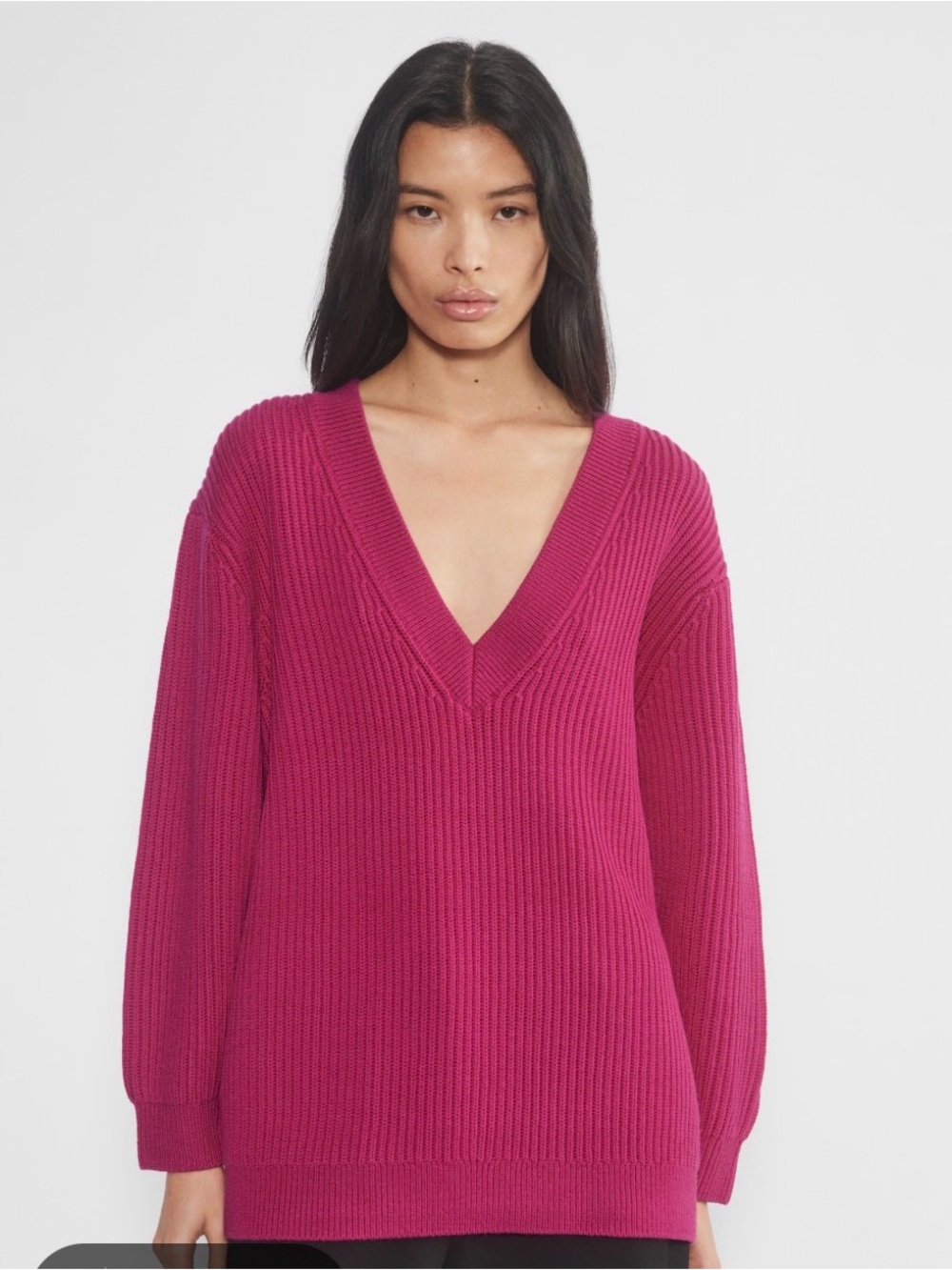 Aritzia V-Neck Ribbed Sweater - Fuchsia